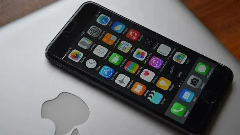 Apple threatens to withdraw iMessage and FaceTime in UK over surveillance law changes Apple