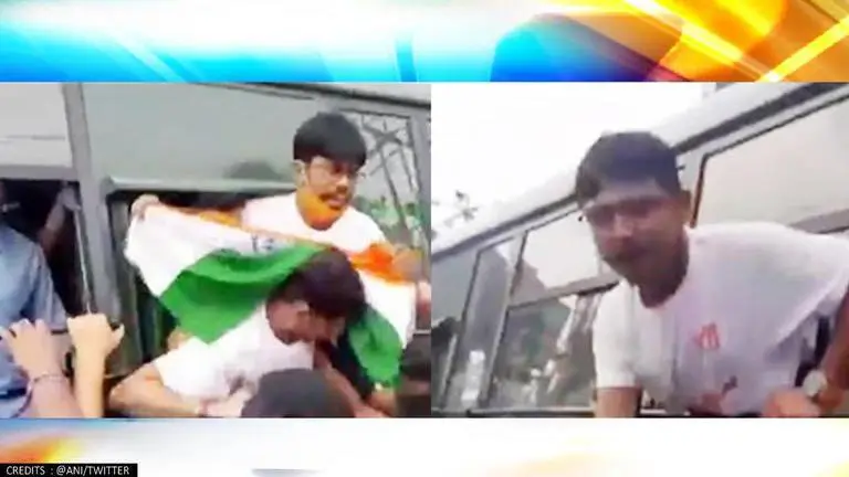 WB: Clash erupts between Siliguri BJP workers, police over Yuva Sankalpa Yatra; 30 held BJP, Police, West Bengal
