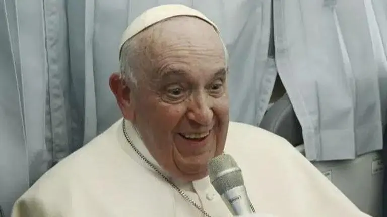 Pope expresses willingness to return Indigenous loot, artifacts; talks underway pope