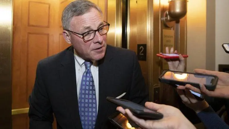 GOP senator under scrutiny for stock trades