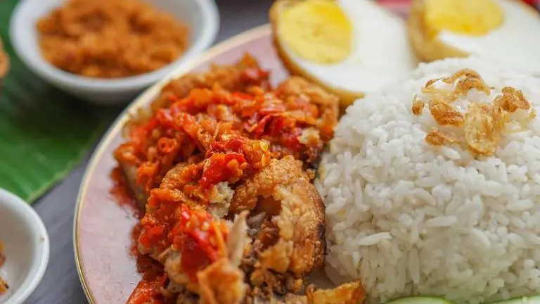 Spinach, rice, eggs: 8 Foods you should avoid reheating Food