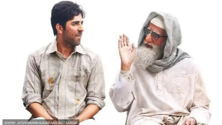 Ayushmann Khurrana nails a tough 'Gulabo Sitabo' tongue twister; challenges Varun & Arjun Ayushmann Khurrana