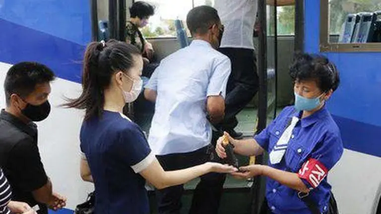 South Korea doctors on strike amid virus pandemic