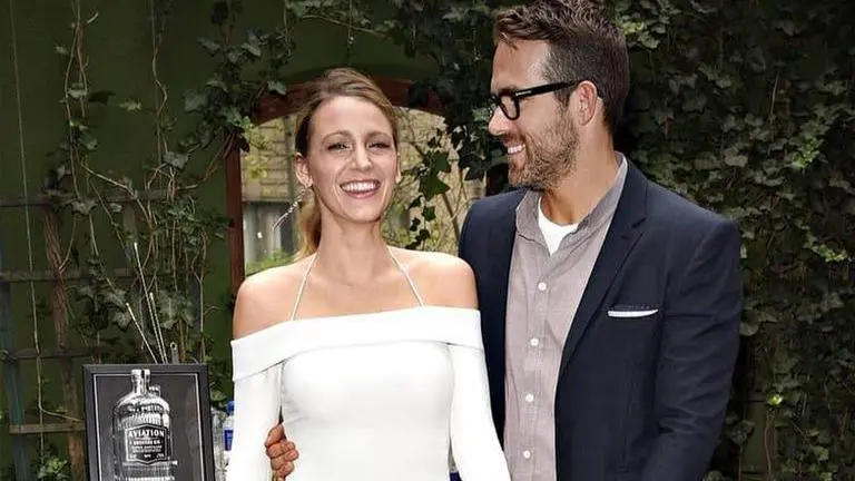 Blake Lively trolls her hubby Ryan Reynolds, reveals her four 'favourite things in world' blake lively