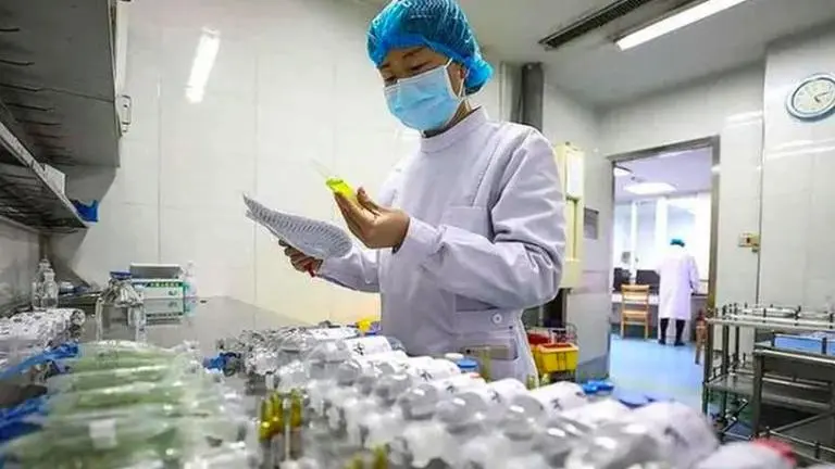 China records 14 new coronavirus cases, toll soars to 82,901 China