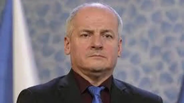 Czechs replace health minister amid record infection surge