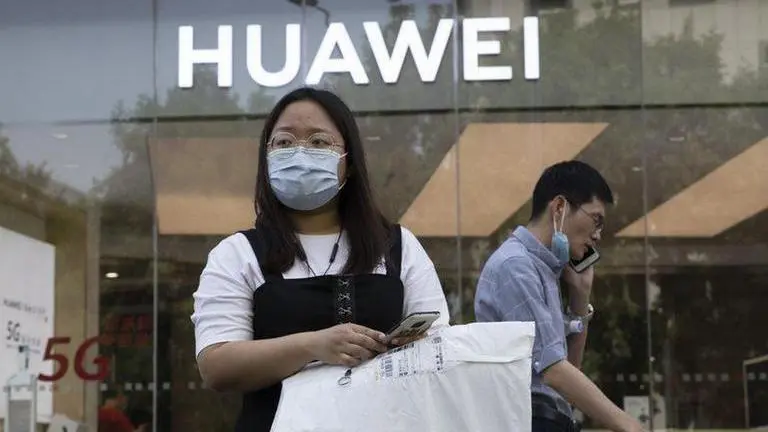 China: US 'oppressing Chinese companies' in new Huawei move