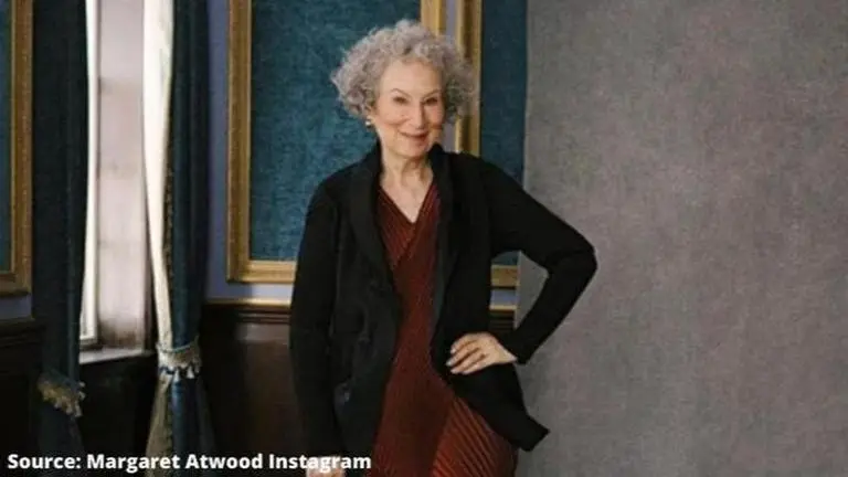 Margaret Atwood shares book recommendations with fans amid self-quarantine Margaret Atwood