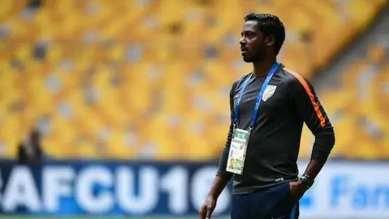 Bibiano Fernandes conducts webinars as part of monitoring U-16 wards Bibiano