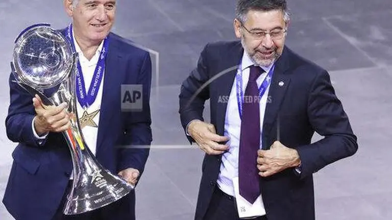 Barcelona president Bartomeu quits in fallout of Messi feud Barcelona president Bartomeu quits in fallout of Messi feud