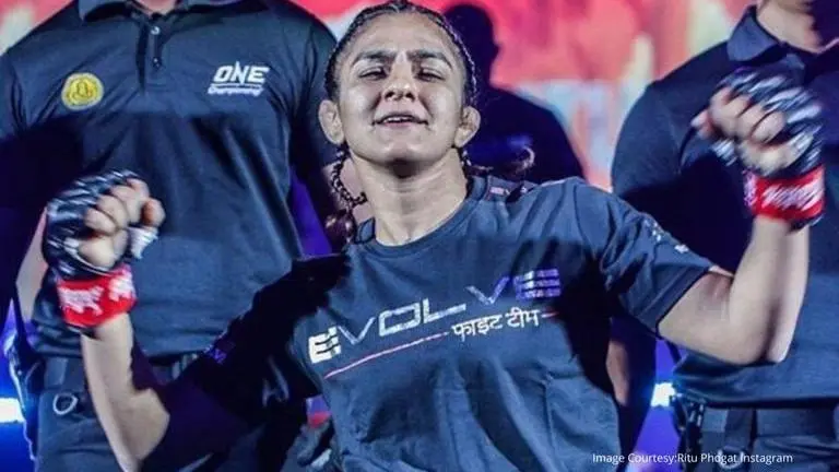 Ritu Phogat admits seeing father Mahaveer's soft side for the first time post COVID-19 Ritu Phogat