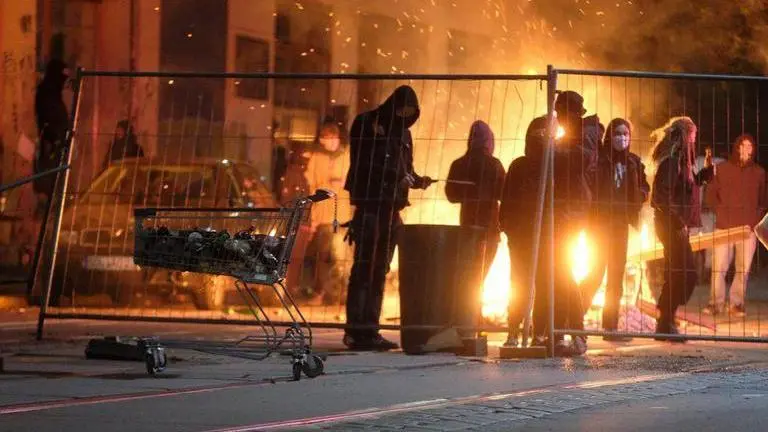 Germany: Authorities slam Leipzig virus demonstrators for endangering all amid pandemic Germany