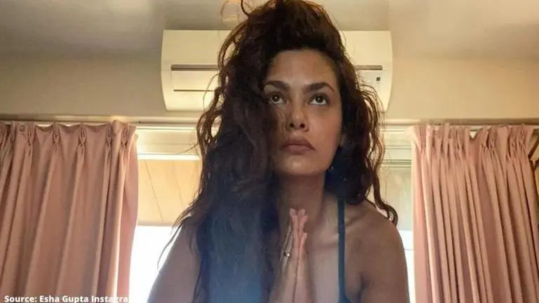 Esha Gupta's flexibility in yoga photos makes Ali Fazal's 'muscles ache' esha gupta