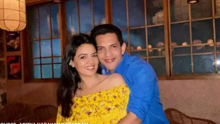 These pictures from Aditya Narayan & Shweta's wedding spills out some major couple goals Aditya Narayan