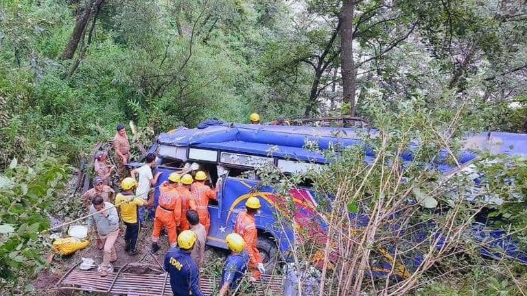 Seven pilgrims from Gujarat killed in Uttarakhand bus accident; CM ...
