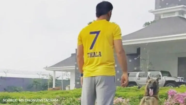 MS Dhoni enjoys strawberries in Ranchi farm, has witty caption to delight fans: WATCH MS Dhoni