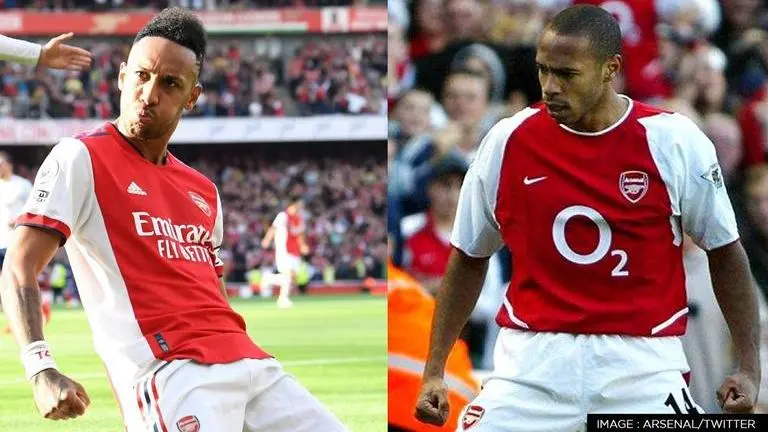 Pierre-Emerick Aubameyang performs Thierry Henry's celebration in front of Arsenal legend Pierre-Emerick Aubameyang Thierry Henry