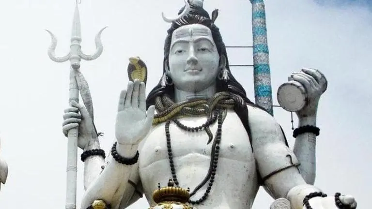 Shravan status that you can share on this auspicious occasion shravan status