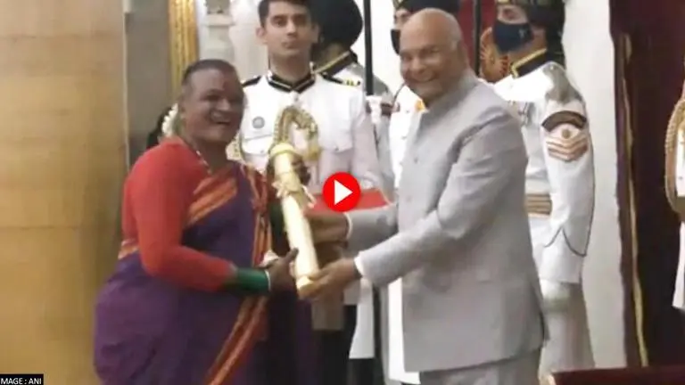 Transgender folk dancer Matha B Manjamma Jogati receives Padma Shri in delightful moment Padma Awards