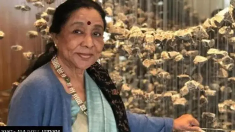 Asha Bhosle’s birthday celebration is all about love and togetherness; See pic Asha Bhosle
