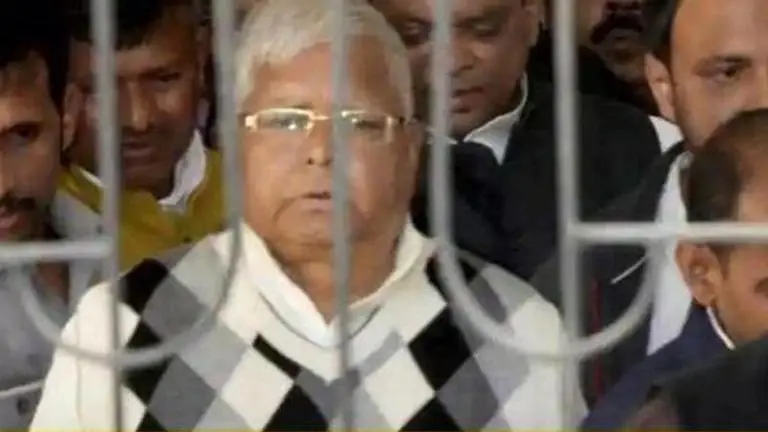 BJP accuses Jharkhand govt of according 'state guest' status to Lalu