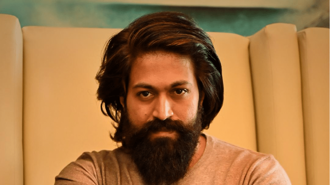 Toxic: Fighter Actor To Make His Kannada Debut With Yash Starrer ...