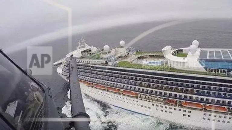 US cruise ship in limbo as anti-virus controls spread
