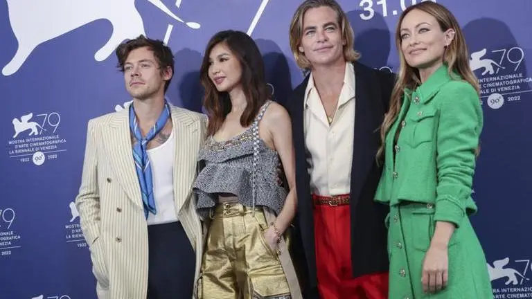 Chris Pine breaks silence on infamous Harry Styles spitgate clip Chris Pine