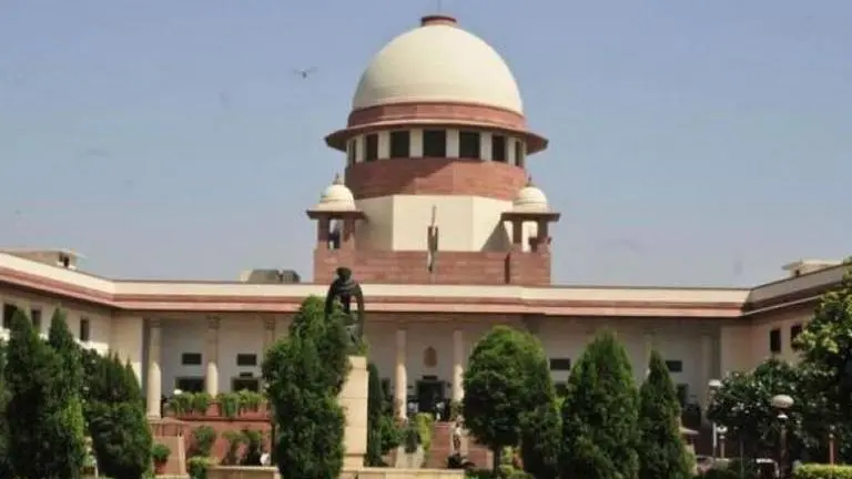 Linking social media with Aadhaar: SC transfers to itself all cases SC