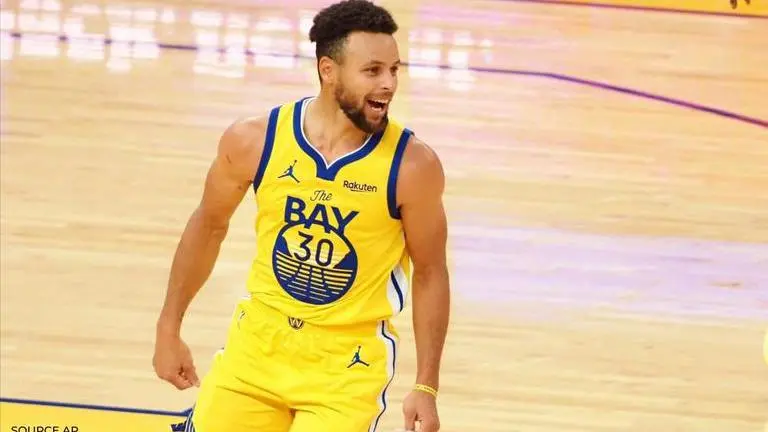 Steph Curry MVP: Warriors star's unanimous MVP season compared to current NBA campaign steph curry mvp