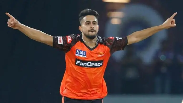 Harsha Bhogle perplexed by Markram's 'Don't know what is about behind the scenes' remark Umran Malik in action