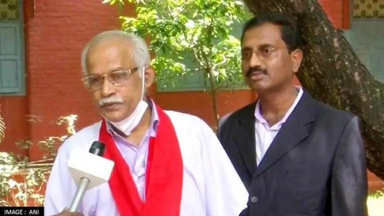 70-year-old man receives PhD from Anna University, took him 8 years to achieve this feat Tamil Nadu