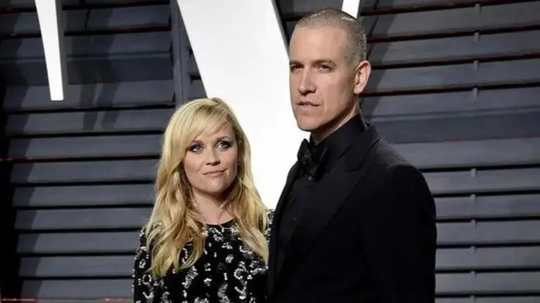Reese Witherspoon announces split with husband Jim Toth after 12 years of marriage Reese Witherspoon