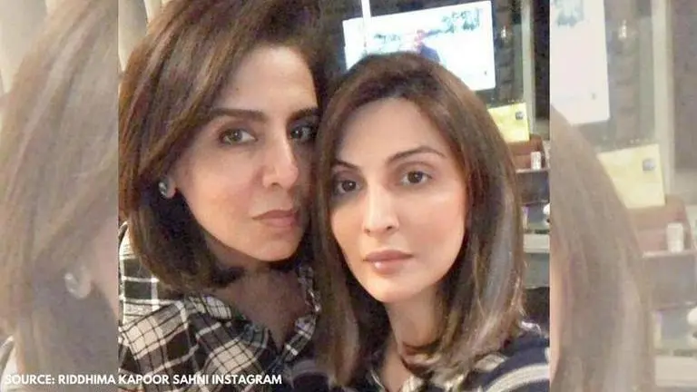 Riddhima Kapoor Sahni spends her Sunday twinning with mom Neetu Kapoor, shares pics Riddhima Kapoor Sahni