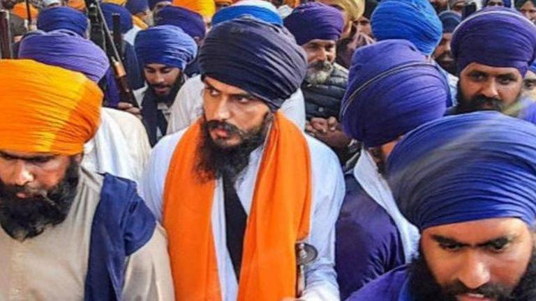 amritpal-singh-is-still-on-the-run-says-punjab-police-republic-world