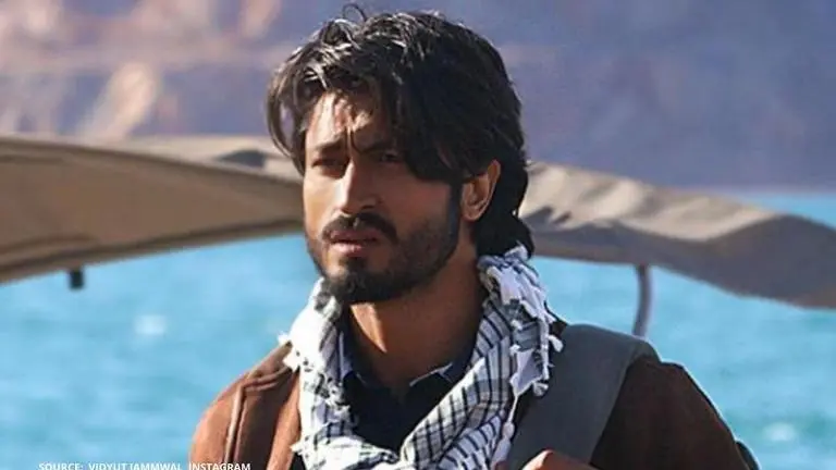 Vidyut Jammwal is 'beaten, battered & bruised' in 'Khuda Haafiz's' new video poster; Watch Vidyut Jammwal