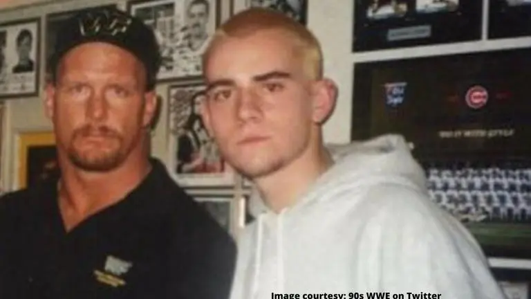 Throwback to a young CM Punk meeting and posing with Stone Cold Steve Austin cm punk
