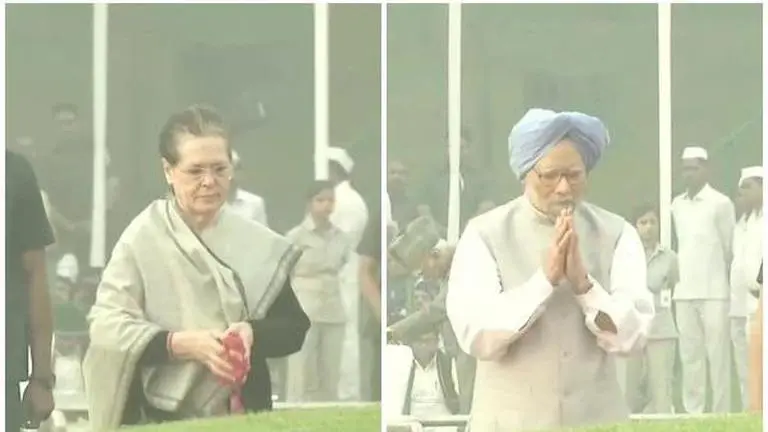 Sonia Gandhi, Manmohan Singh pay tribute to Jawaharlal Nehru on his birth anniversary Sonia