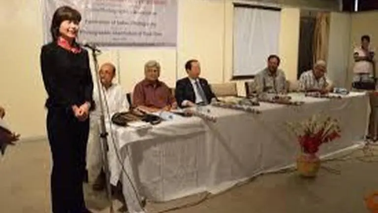 Art exhibition held jointly by China, India Art exhibition held jointly by China, India