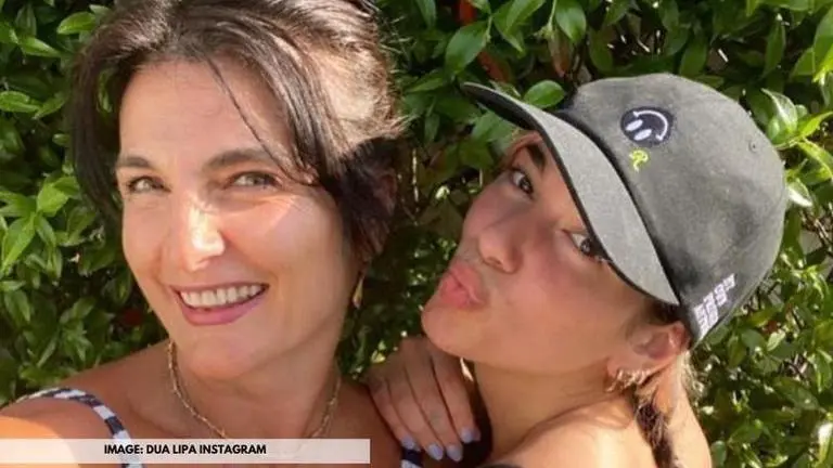 Dua Lipa and Anesa Lipa