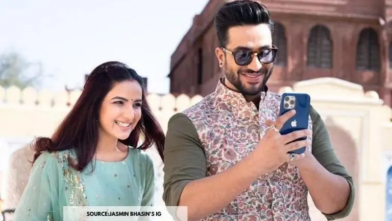Jasmin Bhasin opens up about her personal and professional relationship with Aly Goni Source: Jasmin Bhasin's Instagram