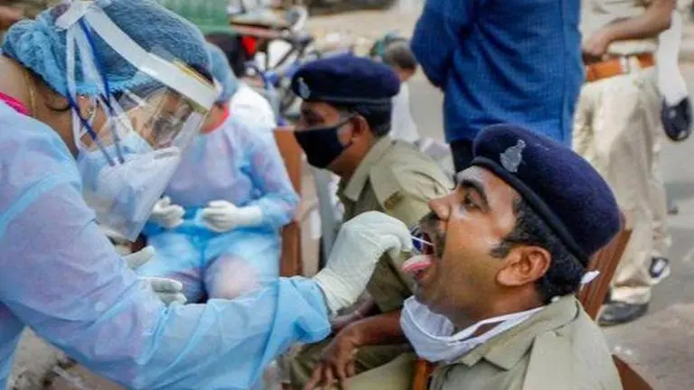 COVID-19: 100 cops in Ahmedabad found positive in spl drive