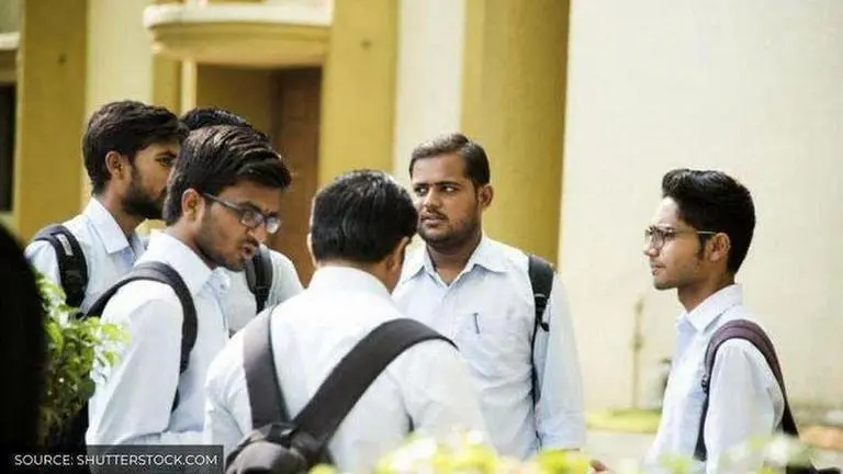 JEE-Advanced: Admission criterion to IITs relaxed by HRD Ministry, Read details HRD Ministry