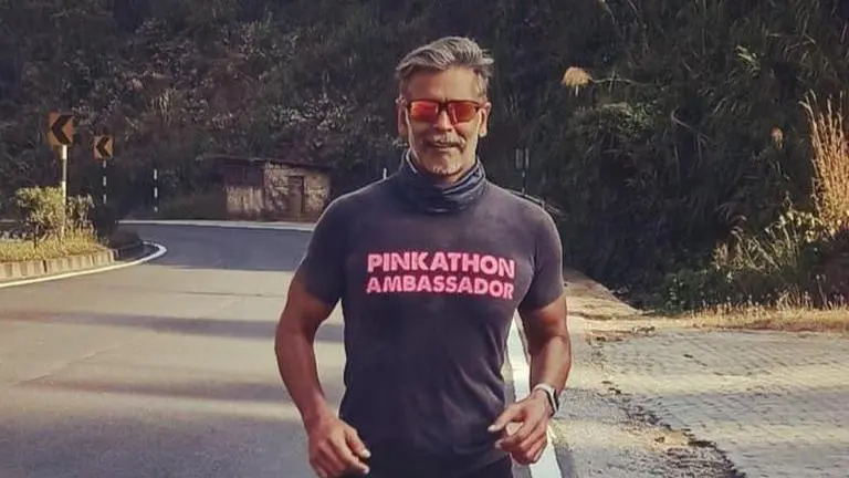 Milind Soman reveals cool hack for doing 3-4 pull-ups a few times a day Milind Soman