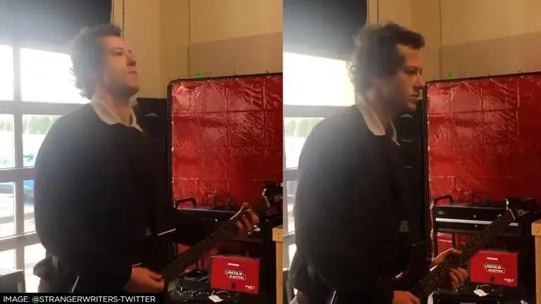 'Stranger Things': Jospeh Quinn practices iconic 'Master of Puppets' scene in BTS clip stranger things