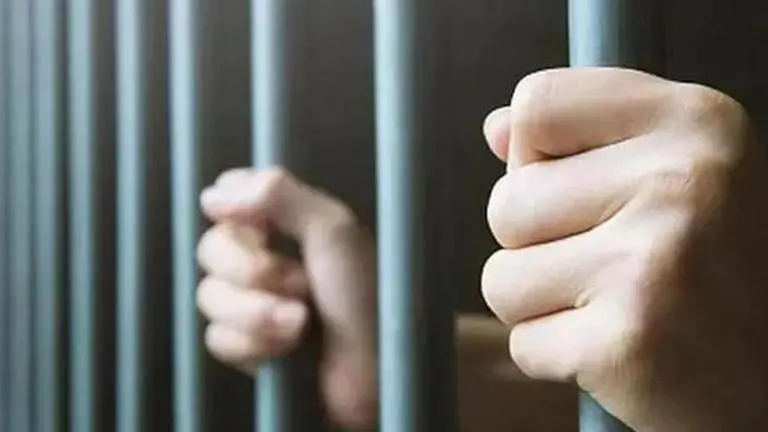 Maha: Two contractors booked for negligence as worker falls to death from under-construction building Maharashtra