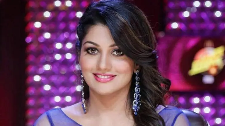 Kannada actress Radhika Kumaraswamy appears before CCB Kannada actress Radhika Kumaraswamy appears before CCB