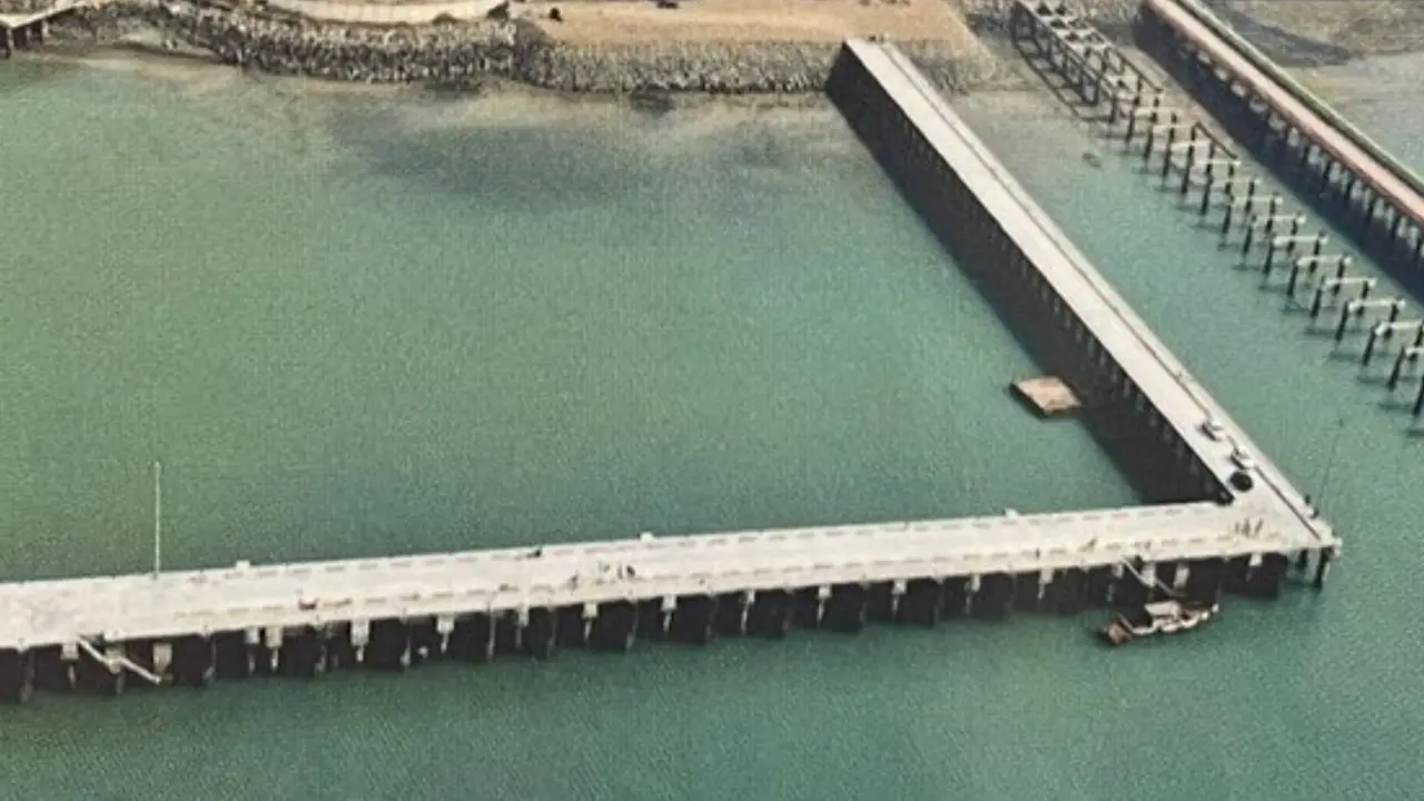 Indian Coast Guard to Increase Monitoring & Security with New Jetty in Vadinar, Gulf of Kutch Indian Coast Guard Increases Coastal Protection with New Jetty in Vadinar