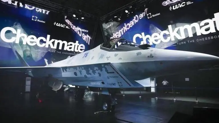 Russia's new fighter jet 'Checkmate' to go on display at Dubai Airshow in mid-November Checkmate fighter