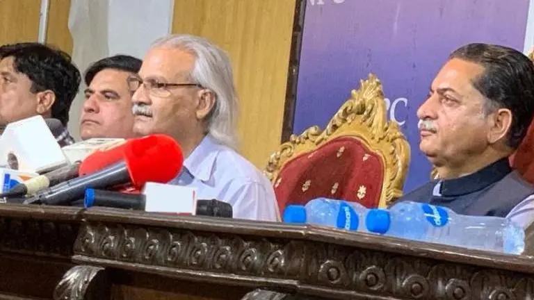 Pakistan journalists, writers join hands at PLAC seminar to oppose PMDA bill: Report Pakistan